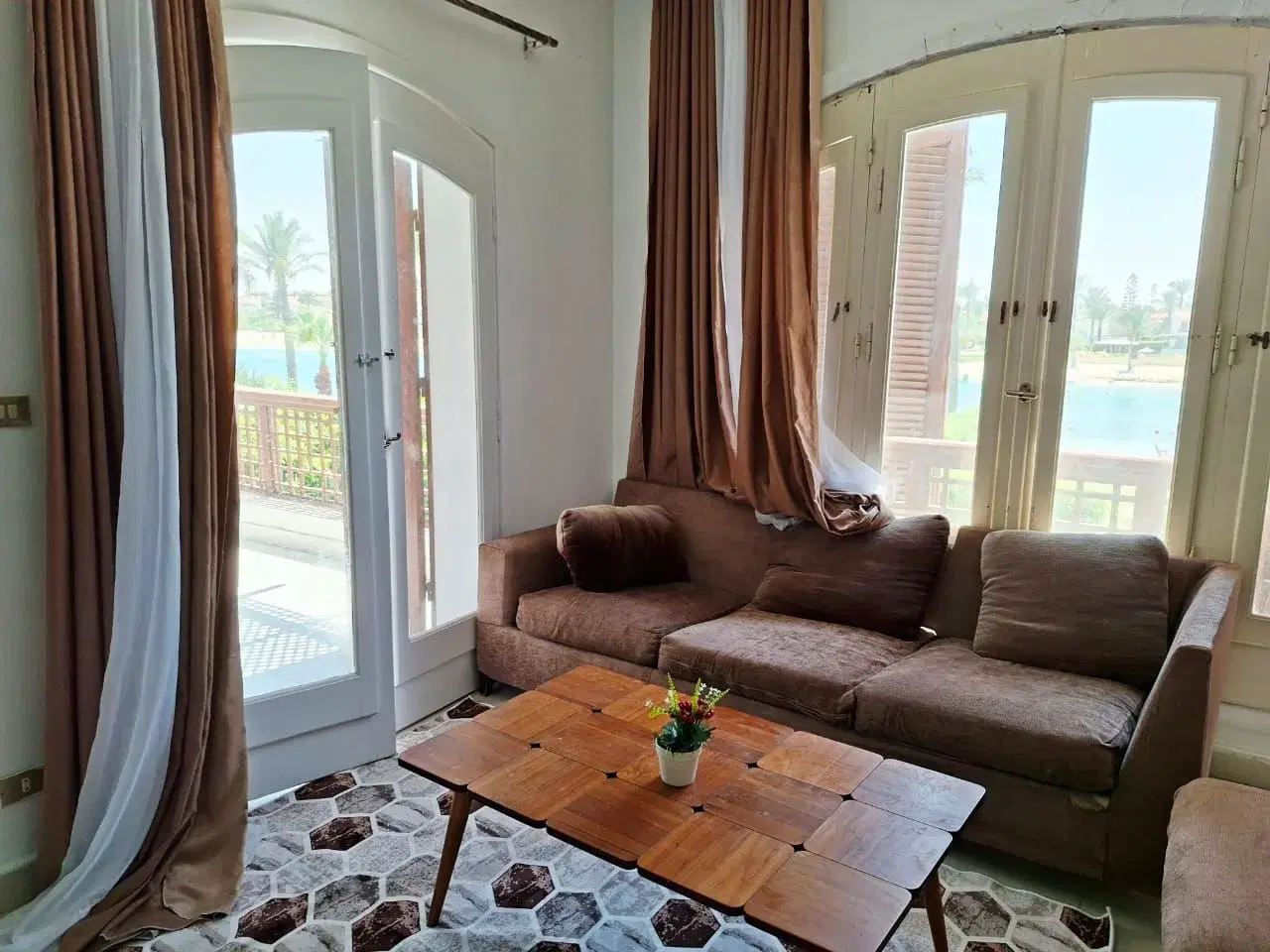 Luxurious Villa for Sale in Marina 5