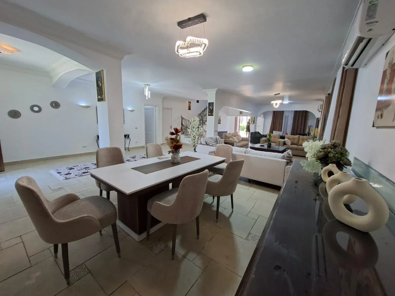 Luxurious Villa for Sale in Marina 5