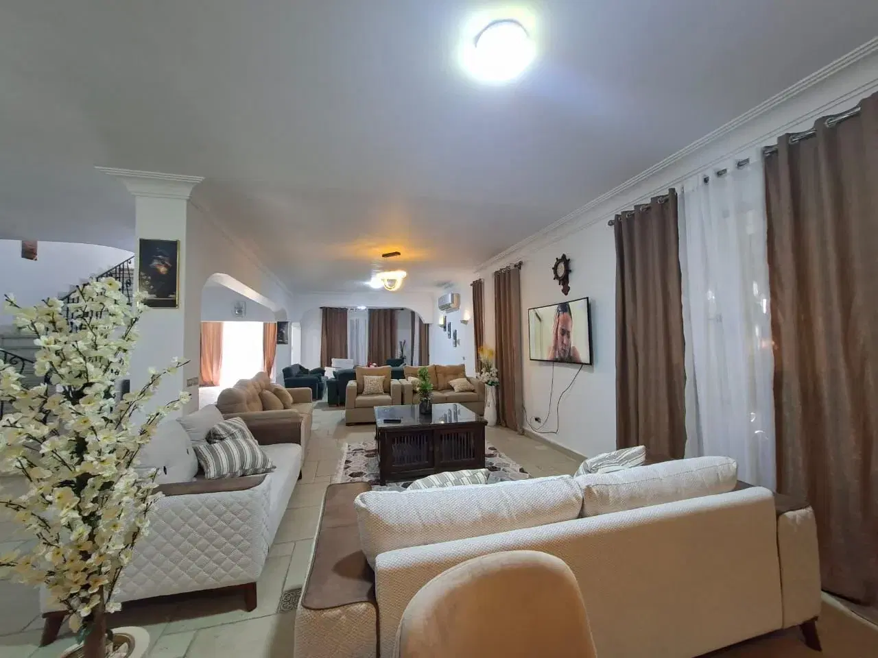 Luxurious Villa for Sale in Marina 5