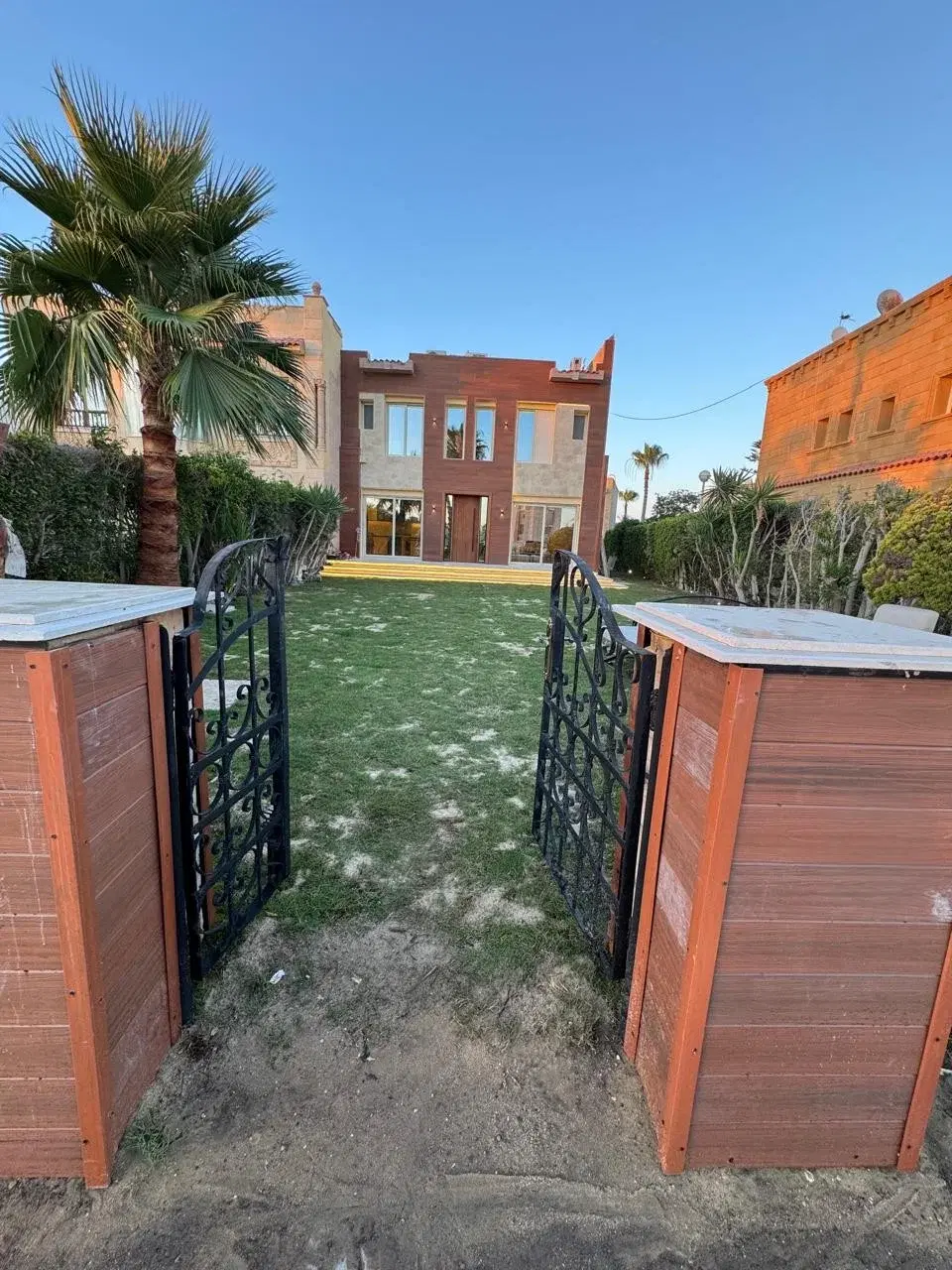 Stunning Twinhouse for Sale in Marina 5