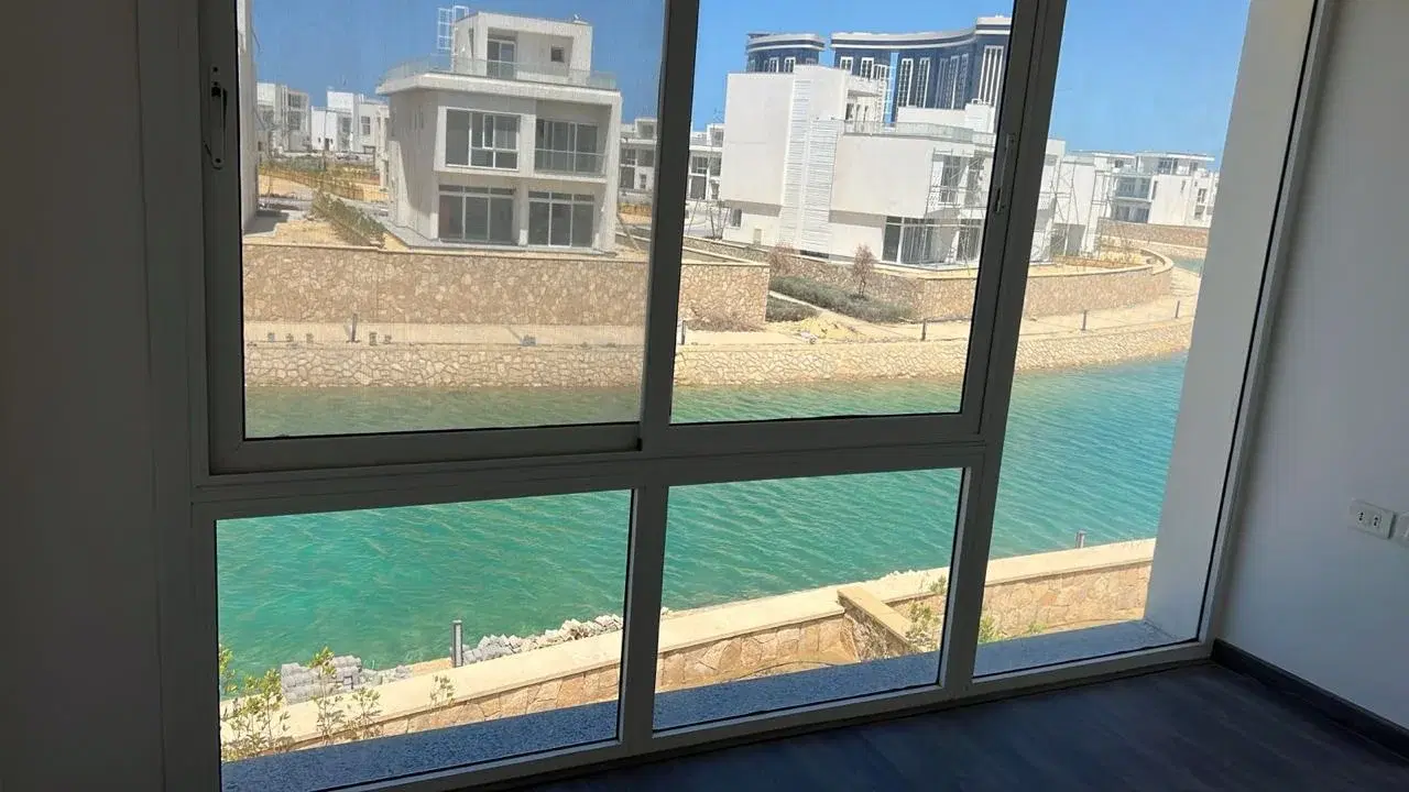 Luxurious Villa for Sale in Mazarine Islands