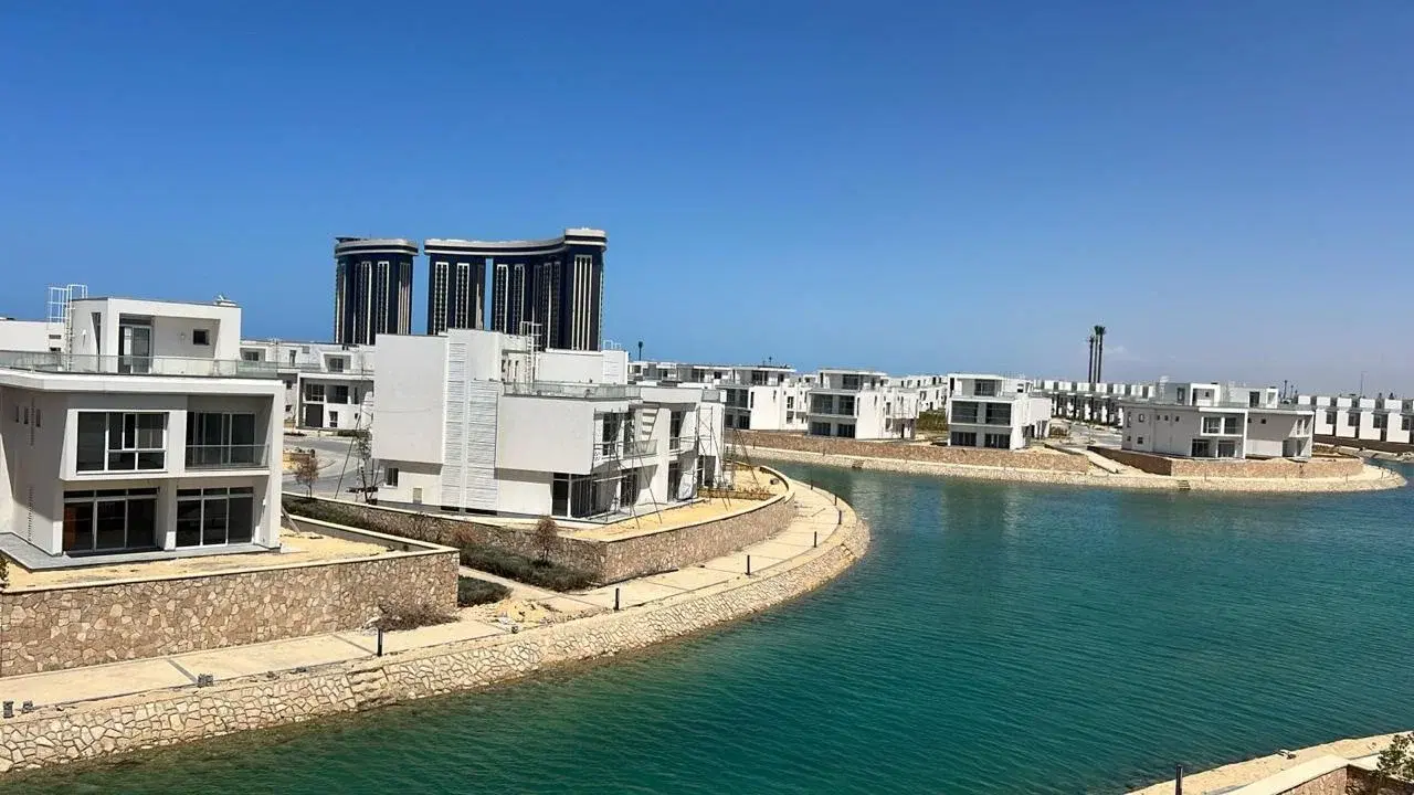 Luxurious Villa for Sale in Mazarine Islands