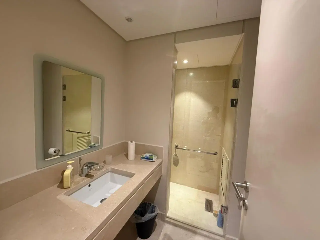 Chalet for Sale in Mangroovy