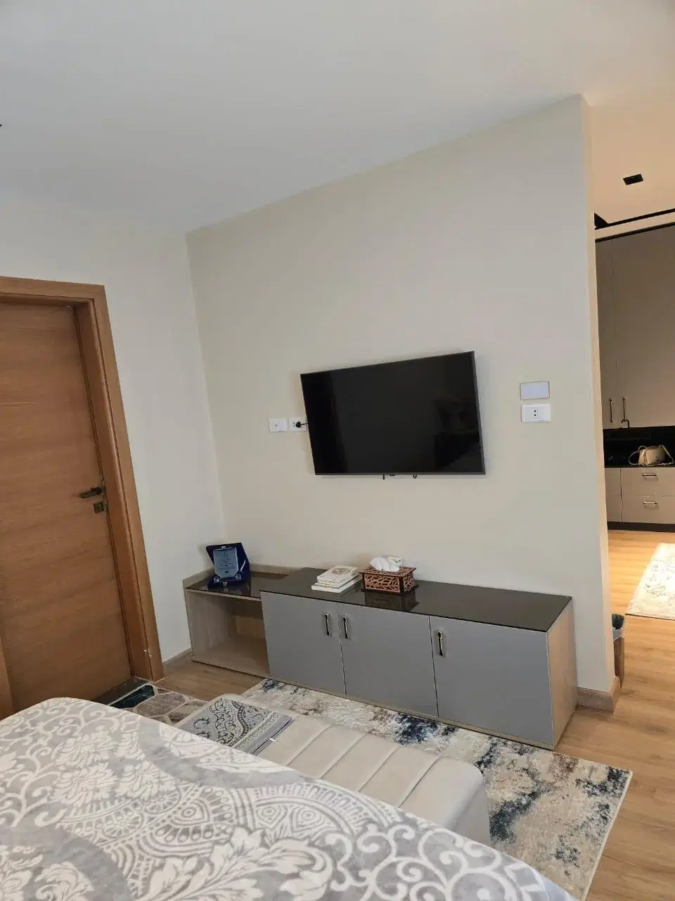 Luxurious Townhouse for Sale in Mountain View October Park
