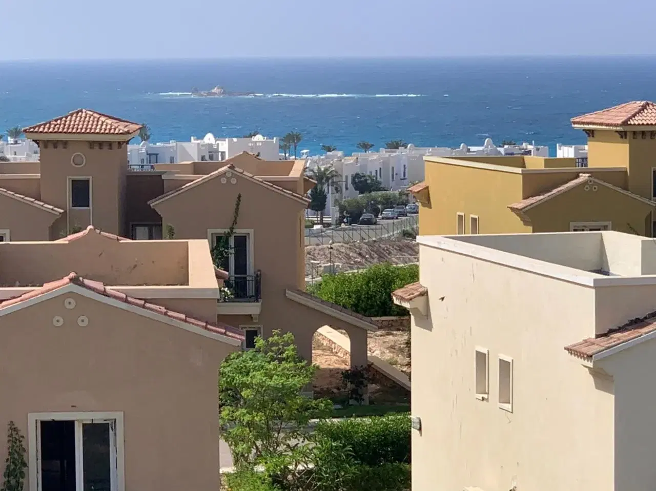 فيلا للبيع في قرية ماونتن فيو الدبلوماسيين