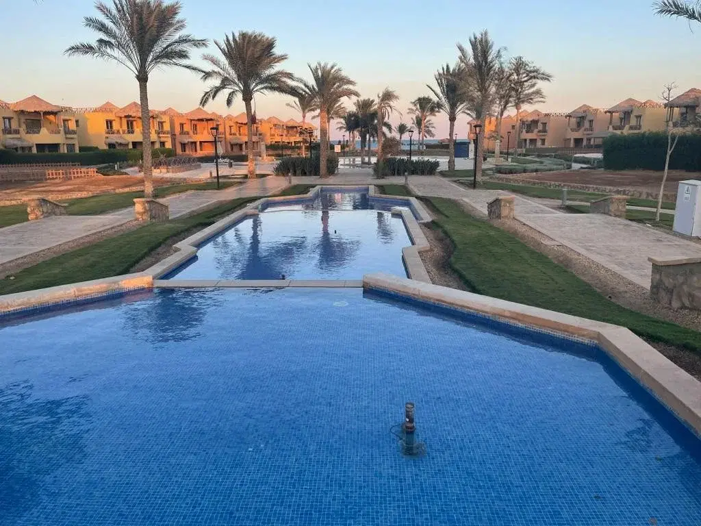 فيلا مذهلة للبيع في ماونتن فيو العين السخنة