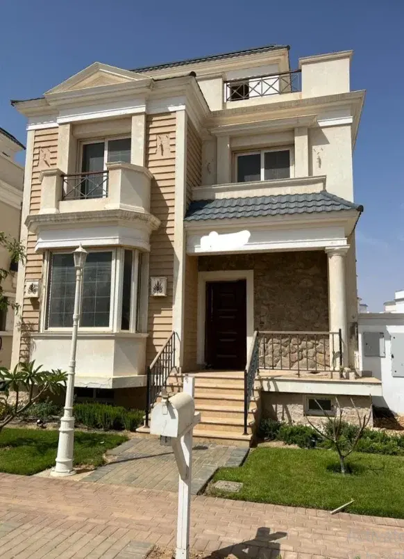 Luxurious Villa for Sale in Mountain View Chillout Park - 4 Bedrooms in Northern Expansion