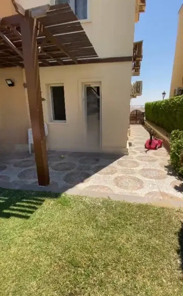 شاليه للبيع في قرية ماونتن فيو رأس الحكمة