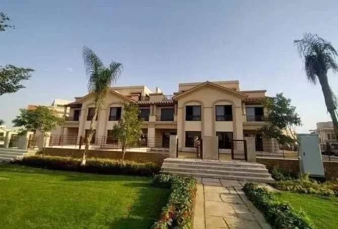 تاون هاوس للبيع في مدينتي مع 3 غرف نوم من مجموعة طلعت مصطفى
