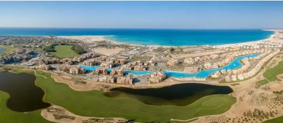 فيلا فاخرة 5 غرف نوم للبيع في مراسي سيدي عبد الرحمن من إعمار مصر