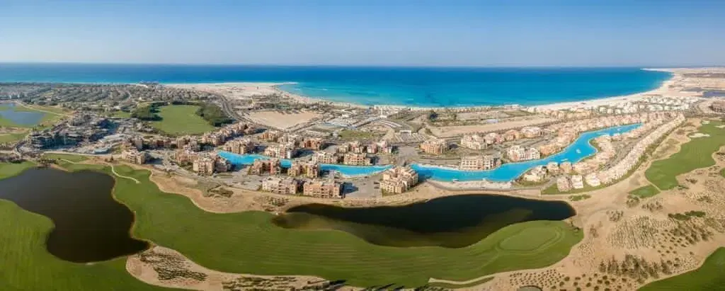 تاون هاوس فاخر للبيع في مراسي