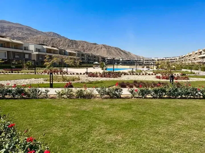 شاليه للبيع في قرية مورانو العين السخنة - 2 غرفة نوم من وادي دجلة