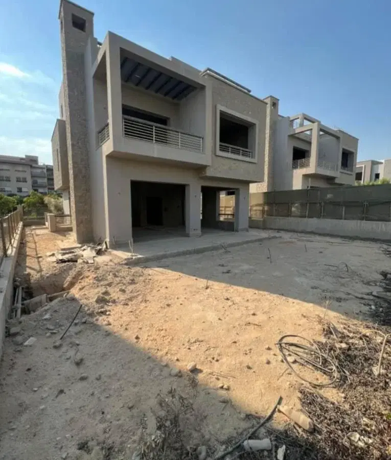 Stunning Villa for Sale in New Giza with 4 Bedrooms by G Developments