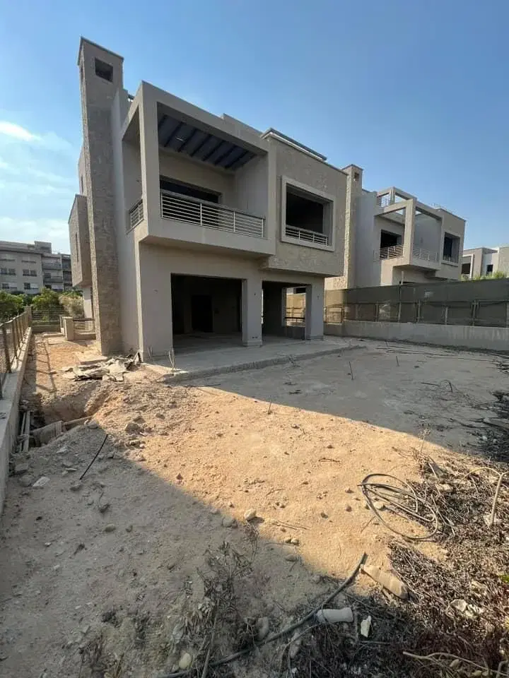 Stunning Villa for Sale in New Giza with 4 Bedrooms by G Developments