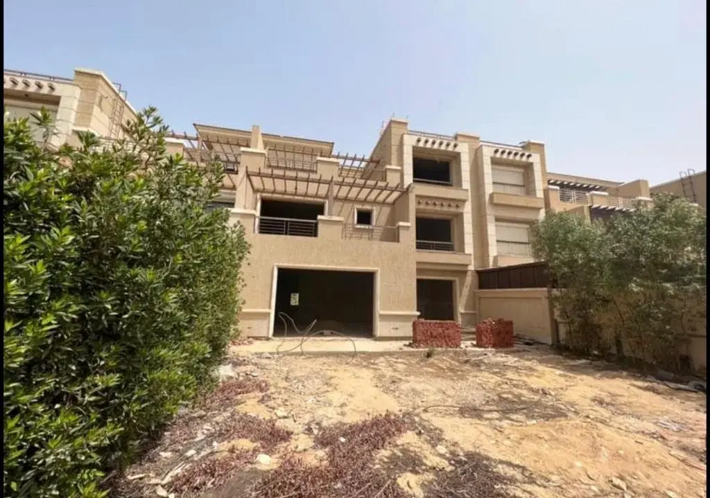 Stunning Villa for Sale in New Giza, October