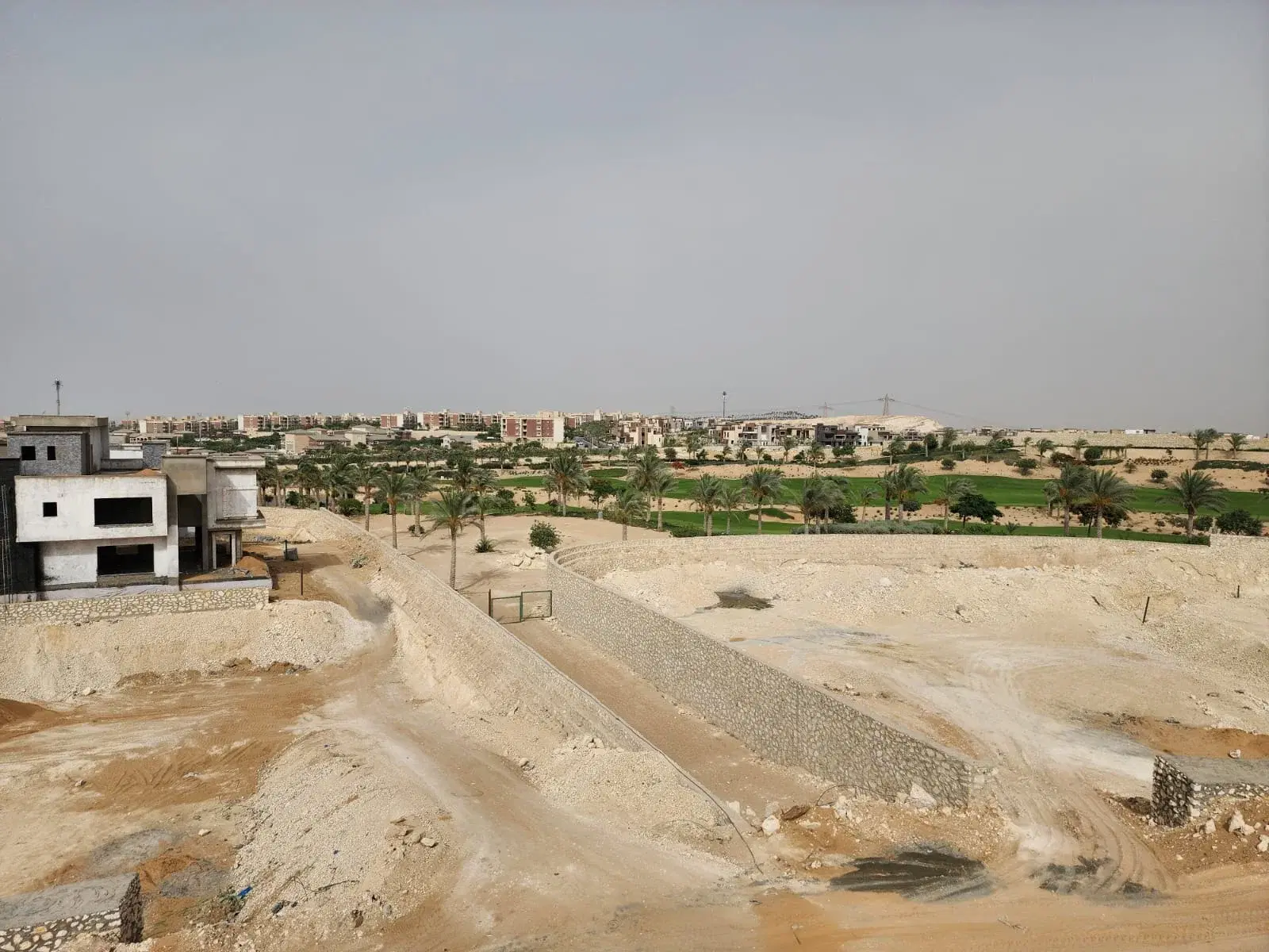 تاون هاوس رائع للبيع في نيو جيزة - 4 غرف نوم من G Developments