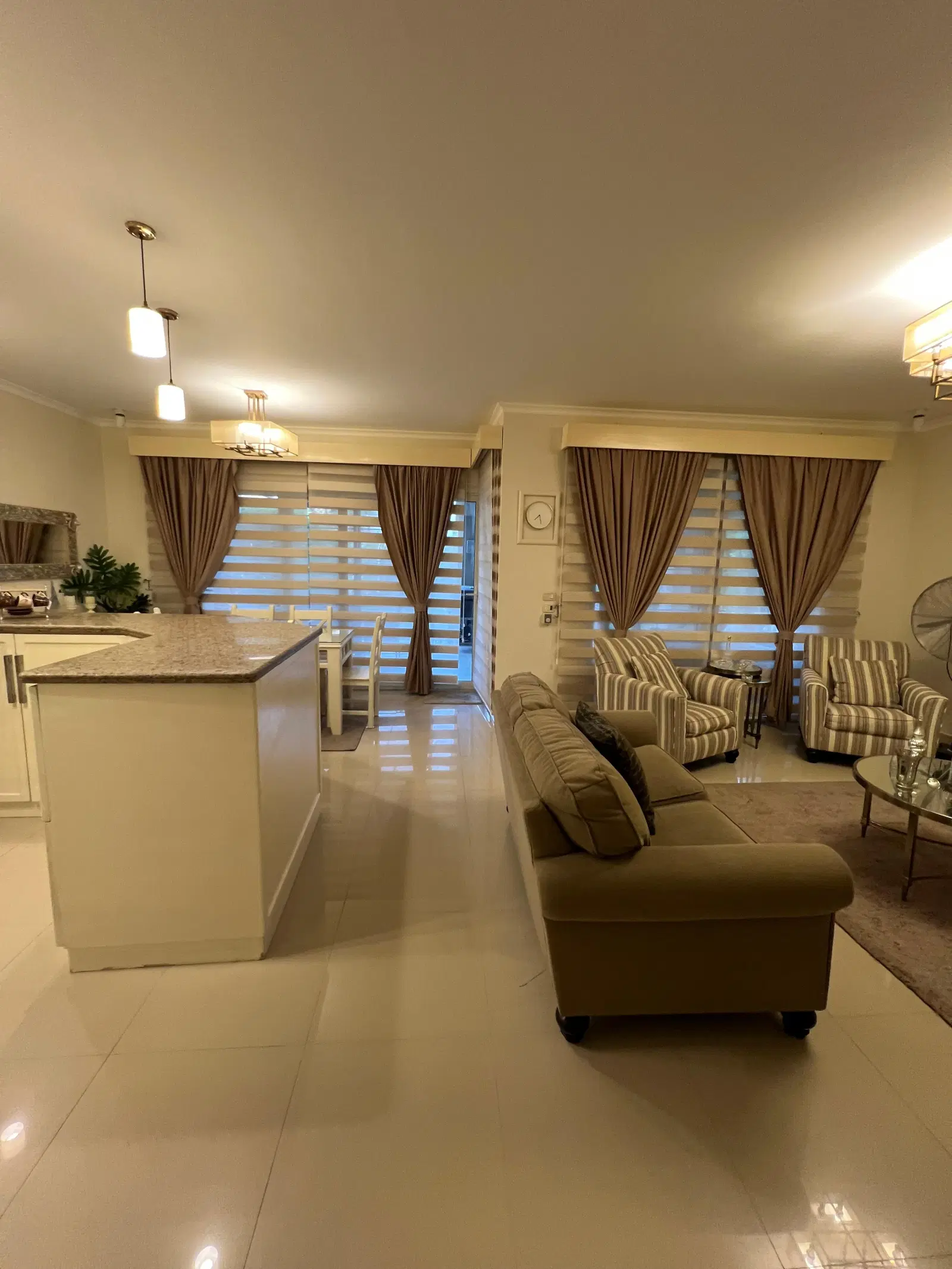 Chalet for Sale in Hacienda Bay
