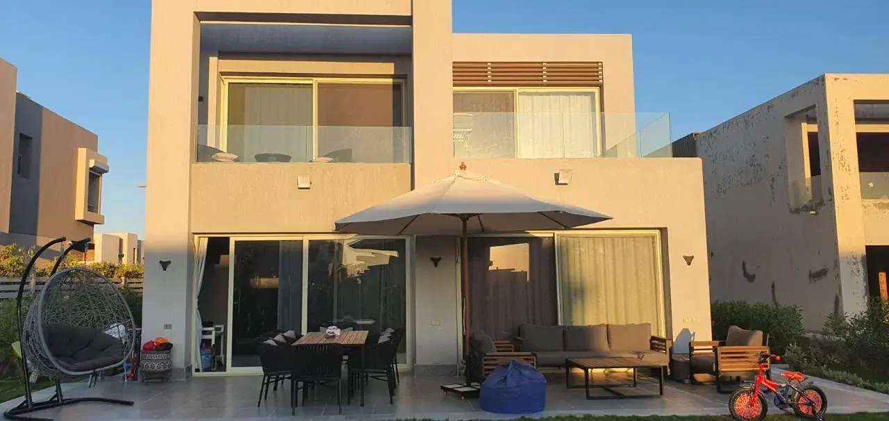 فيلا رائعة للبيع في هاسيندا باي