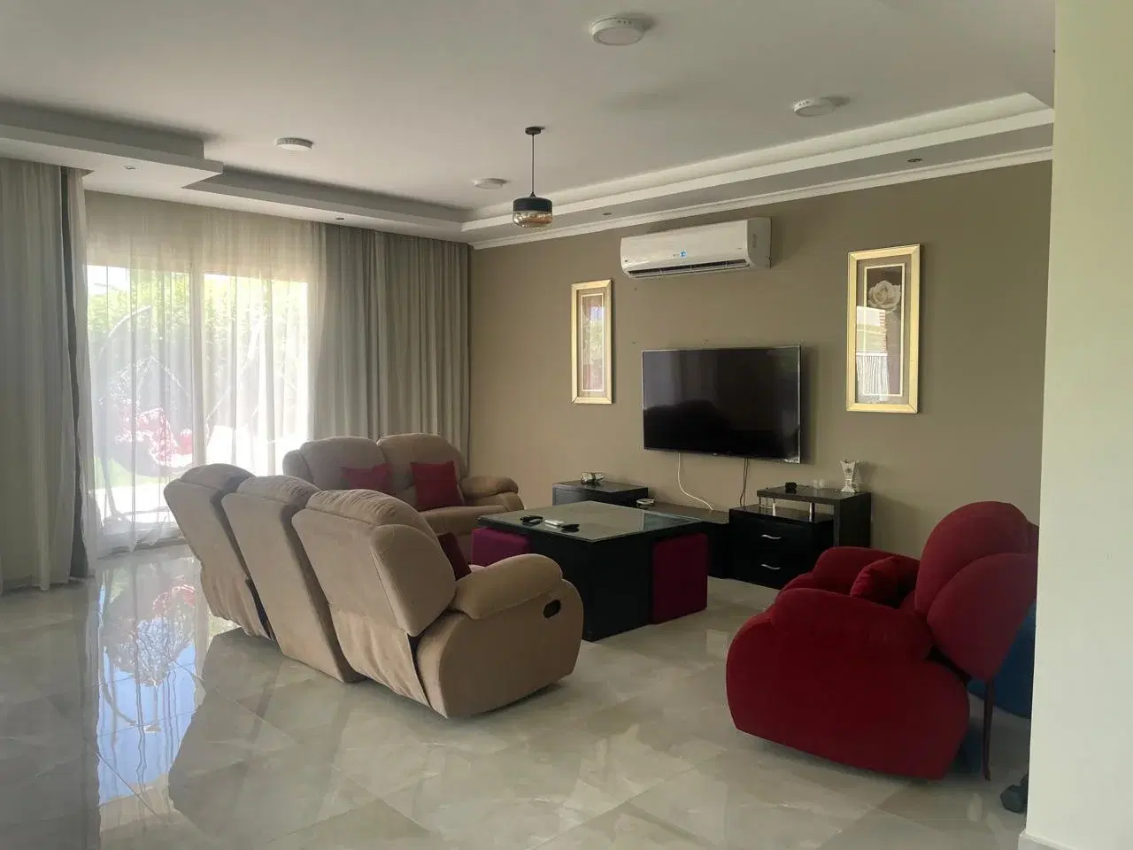 تاون هاوس رائع للبيع في هاسيندا باي