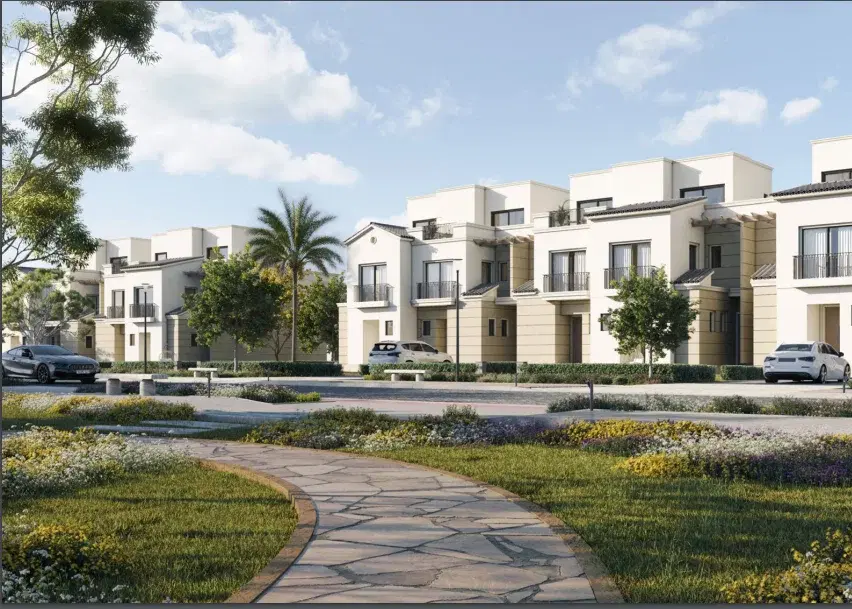 Stunning 3-Bedroom Townhouse for Sale in Hyde Park, New Cairo