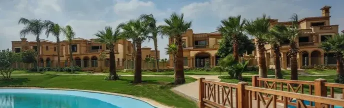 فيلا للبيع في كمبوند Le Reve بمساحة 1050 متر
