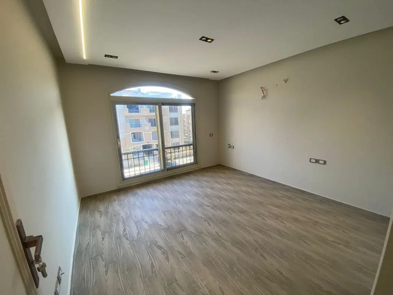 Apartment for Sale in Stone Residence New Cairo 175 sqm