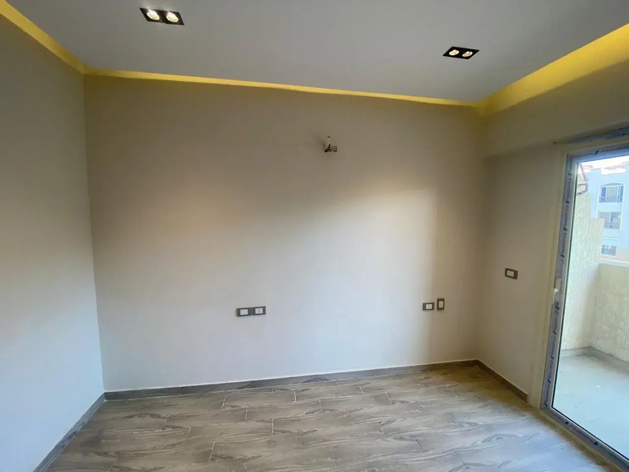 Apartment for Sale in Stone Residence New Cairo 175 sqm