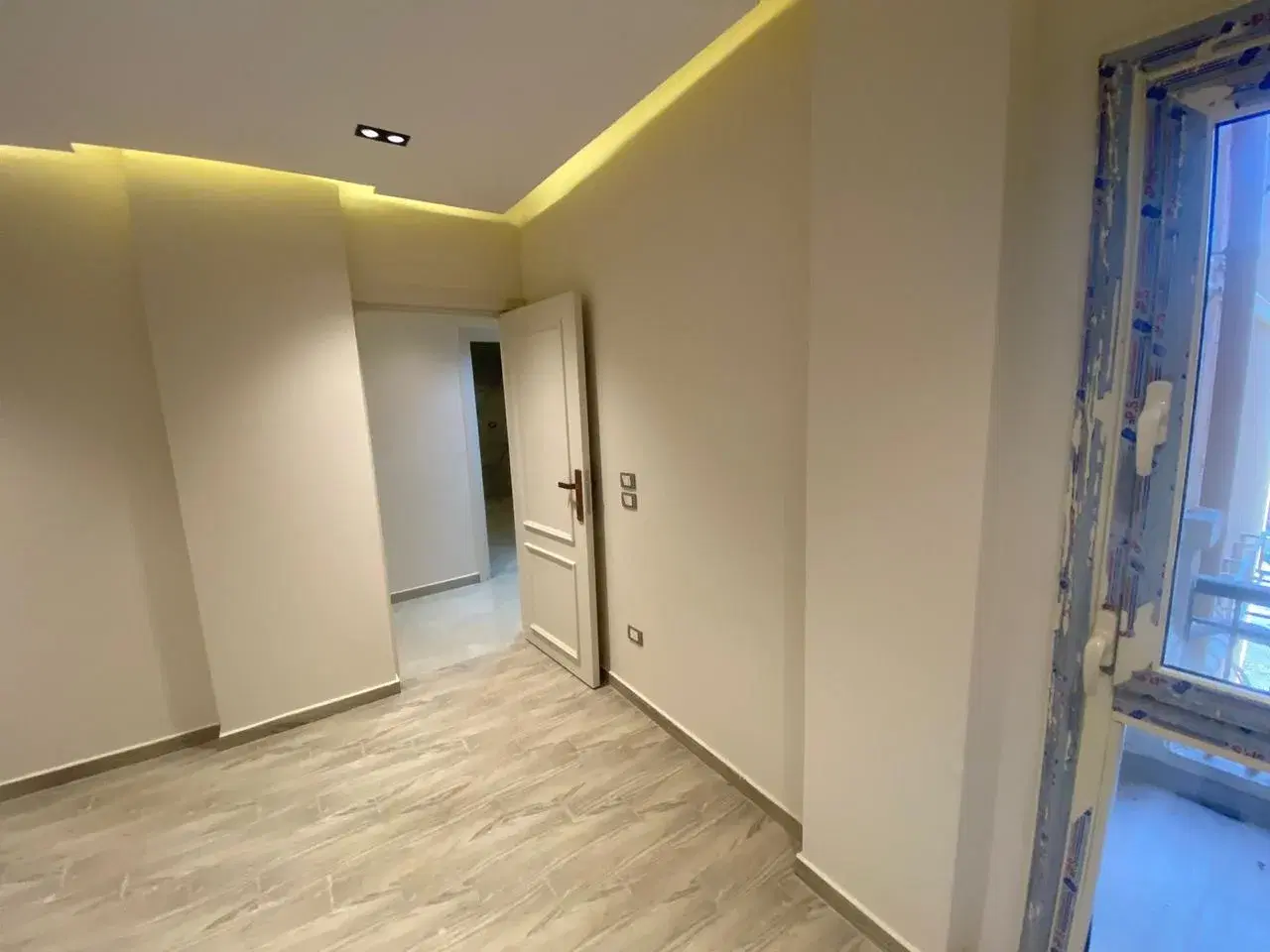 Apartment for Sale in Stone Residence New Cairo 175 sqm