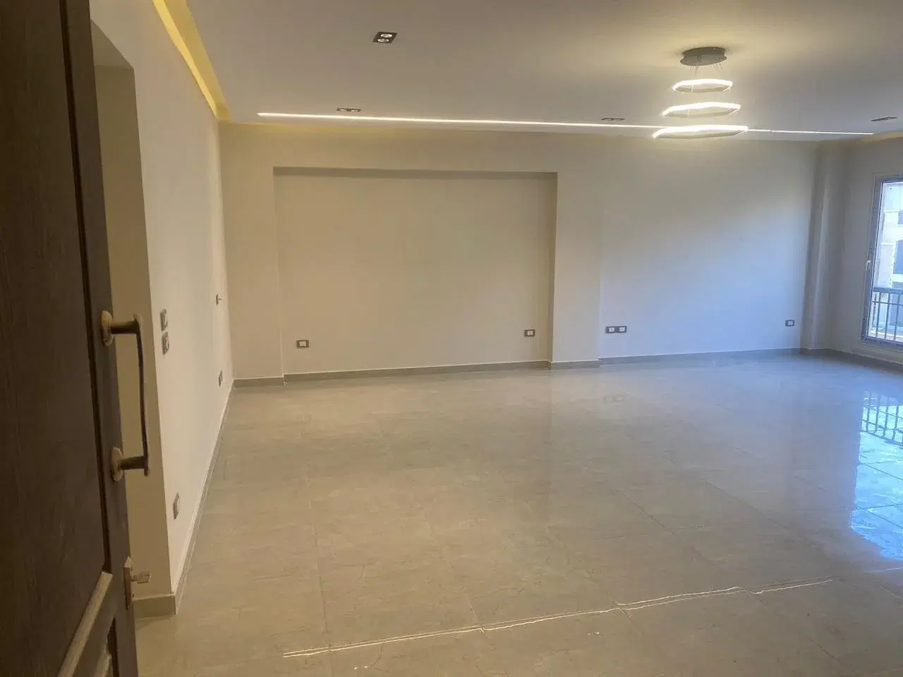 Apartment for Sale in Stone Residence New Cairo 175 sqm