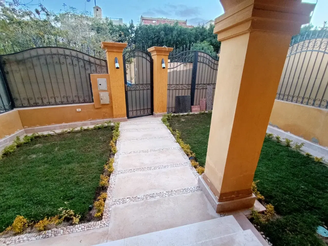 Townhouse for sale in La Terra New Cairo, 293 sqm