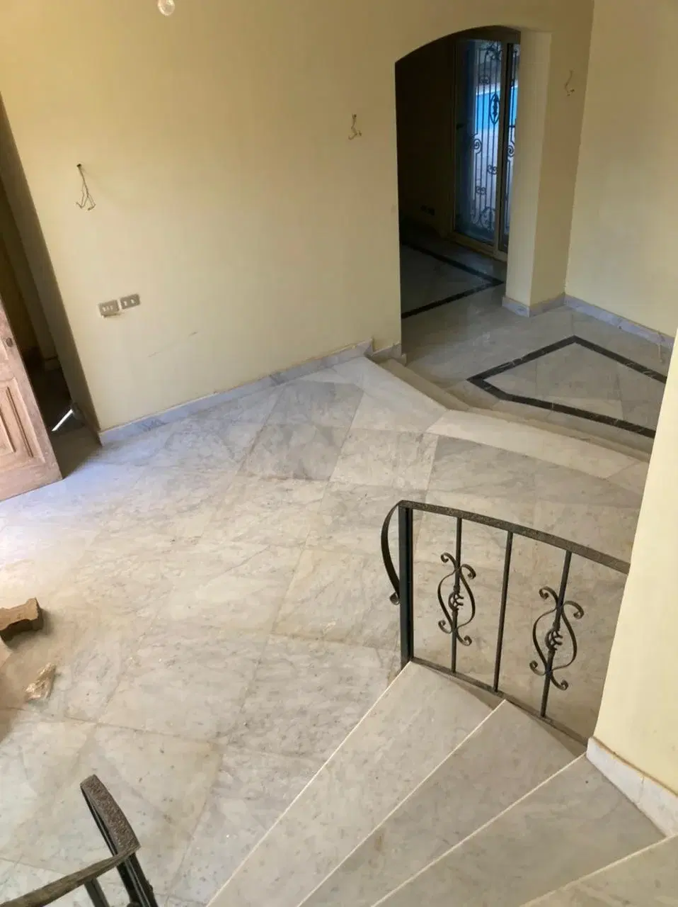 فيلا للبيع في Royal Hills بمدينة 6 أكتوبر 350 متر