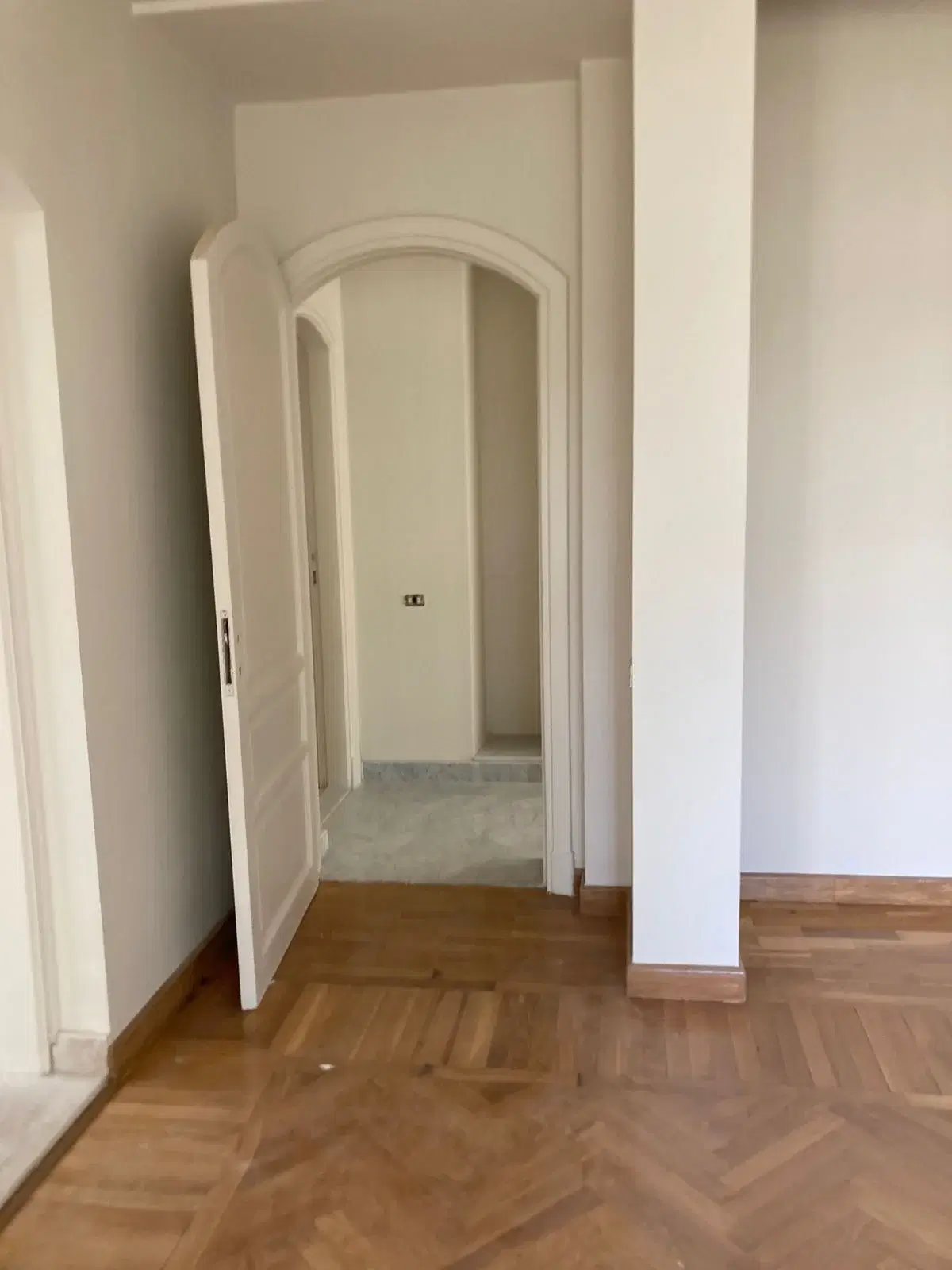 فيلا للبيع في Royal Hills بمدينة 6 أكتوبر 350 متر