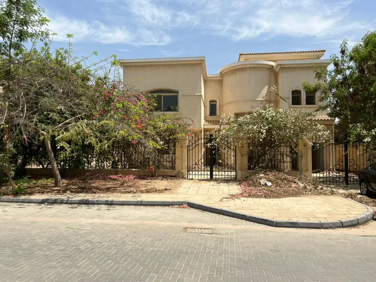 فيلا للبيع في Royal Hills بمدينة 6 أكتوبر 350 متر