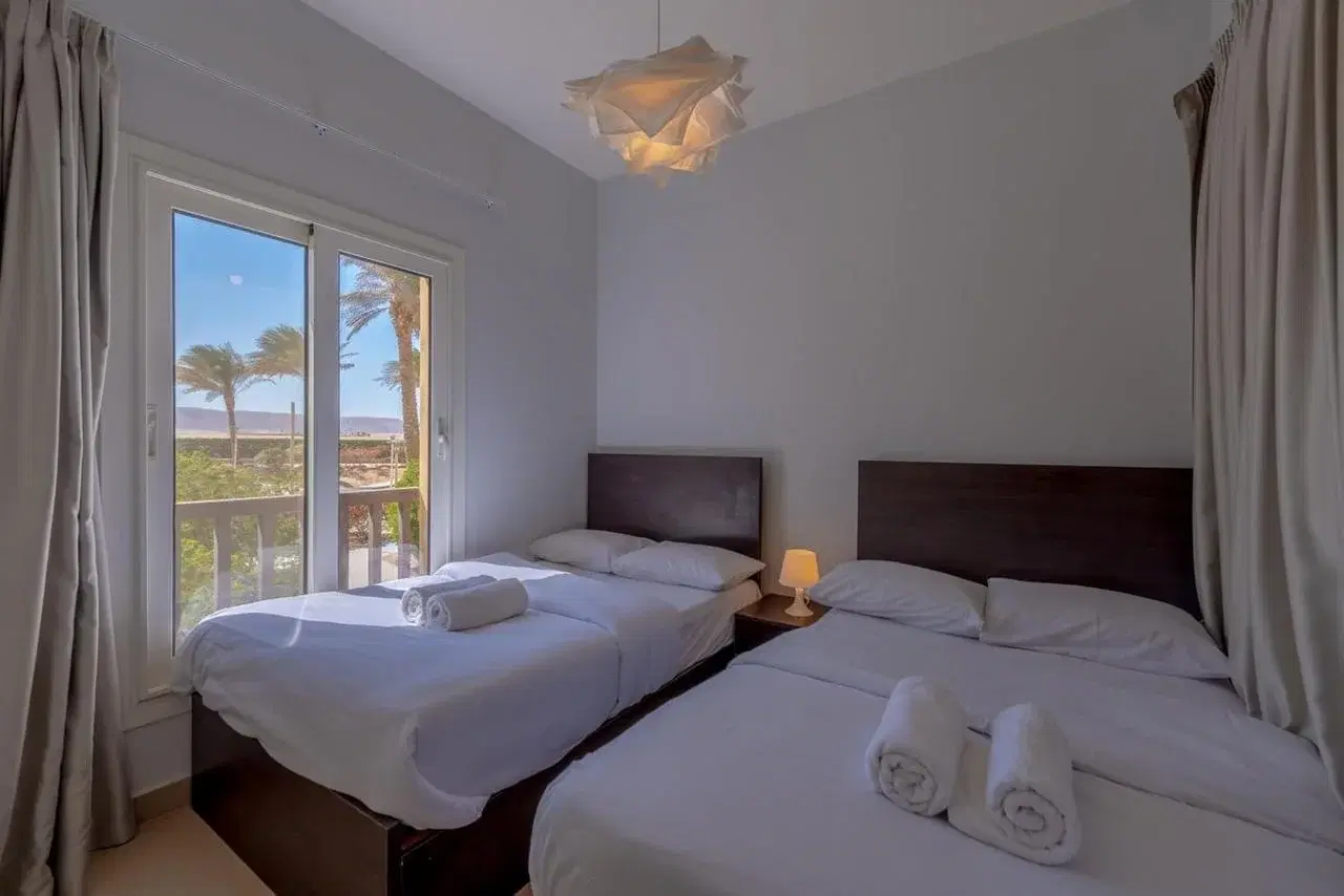 Chalet for sale in Waterside Condos El Gouna 104 sqm