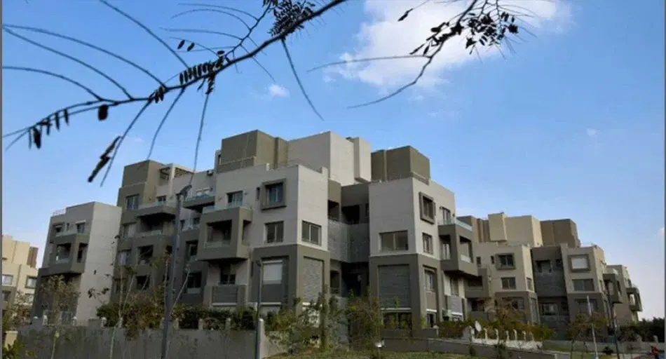 Apartment for sale in The Village New Cairo - 88 sqm with garden