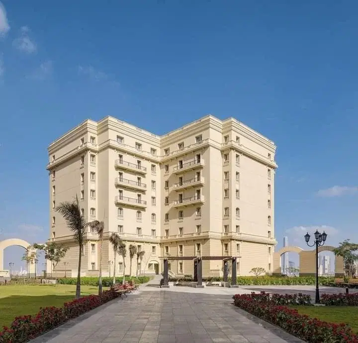 Apartment for Sale in New Garden City