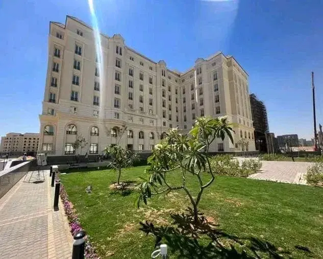 Apartment for Sale in New Garden City