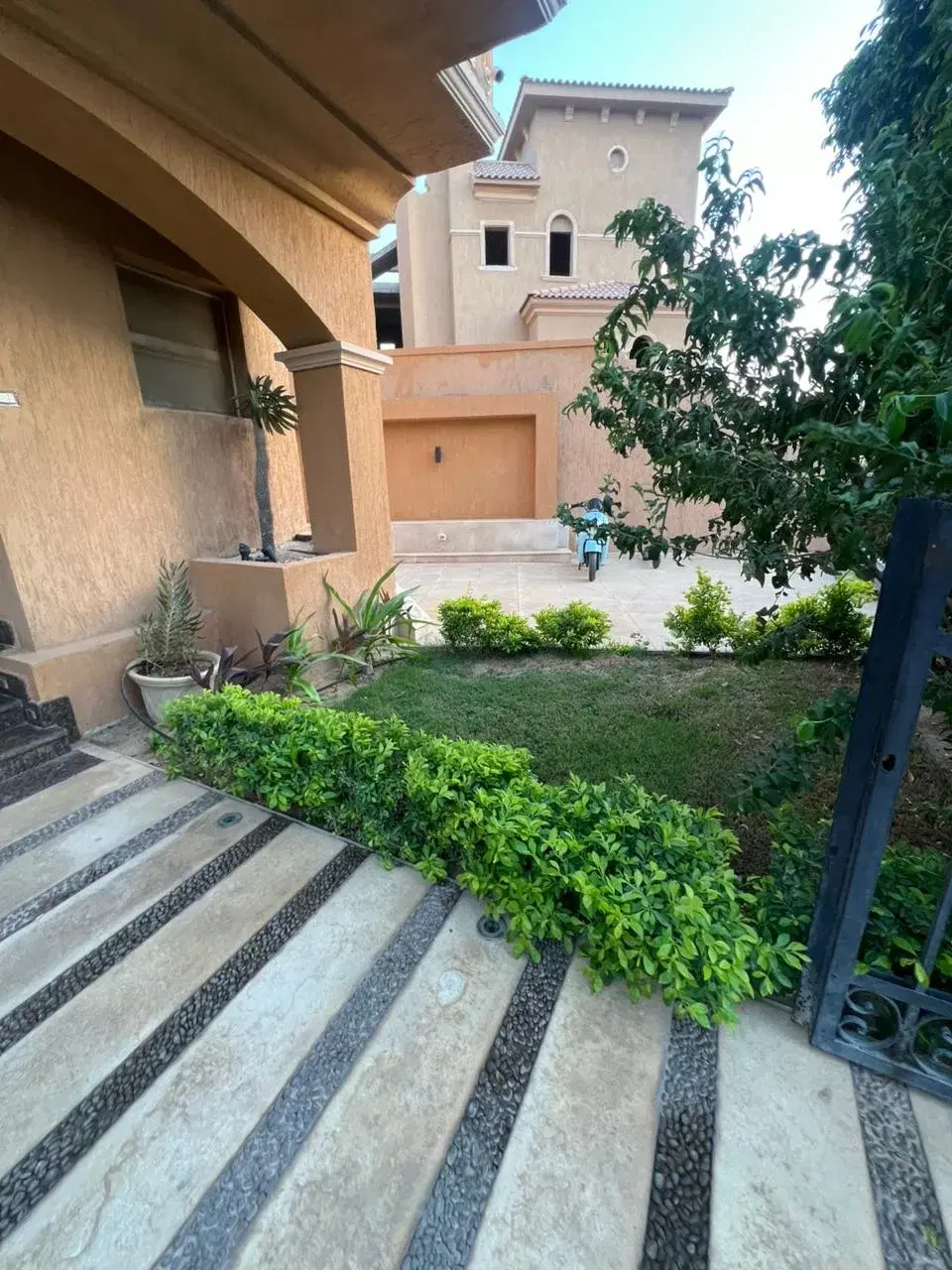 500 sqm Townhouse for Sale in Leena Springs New Cairo