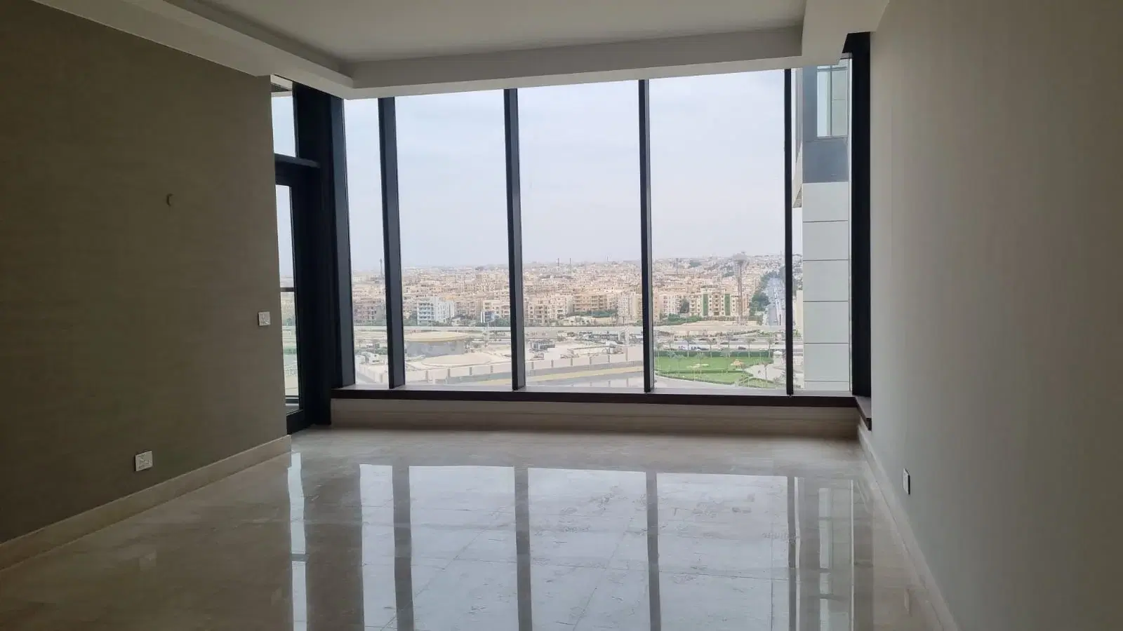 Luxury 4‑Bedroom Apartment for Sale in AEON Towers, 6th of October