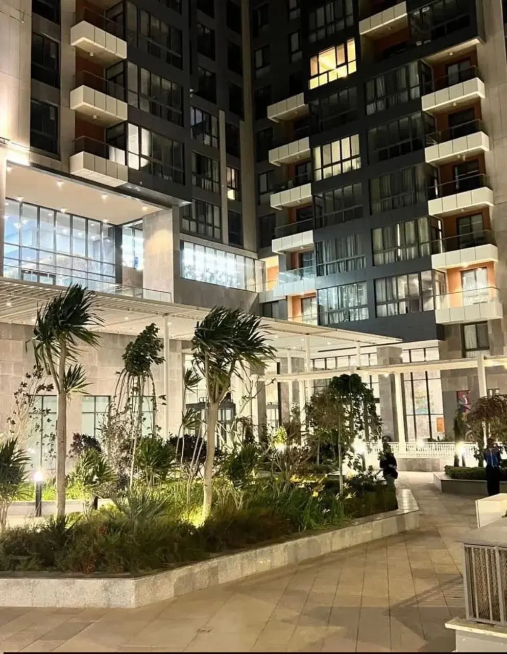 4‑Bedroom Apartment for Sale in AEON Towers, 6th of October – 379 m²