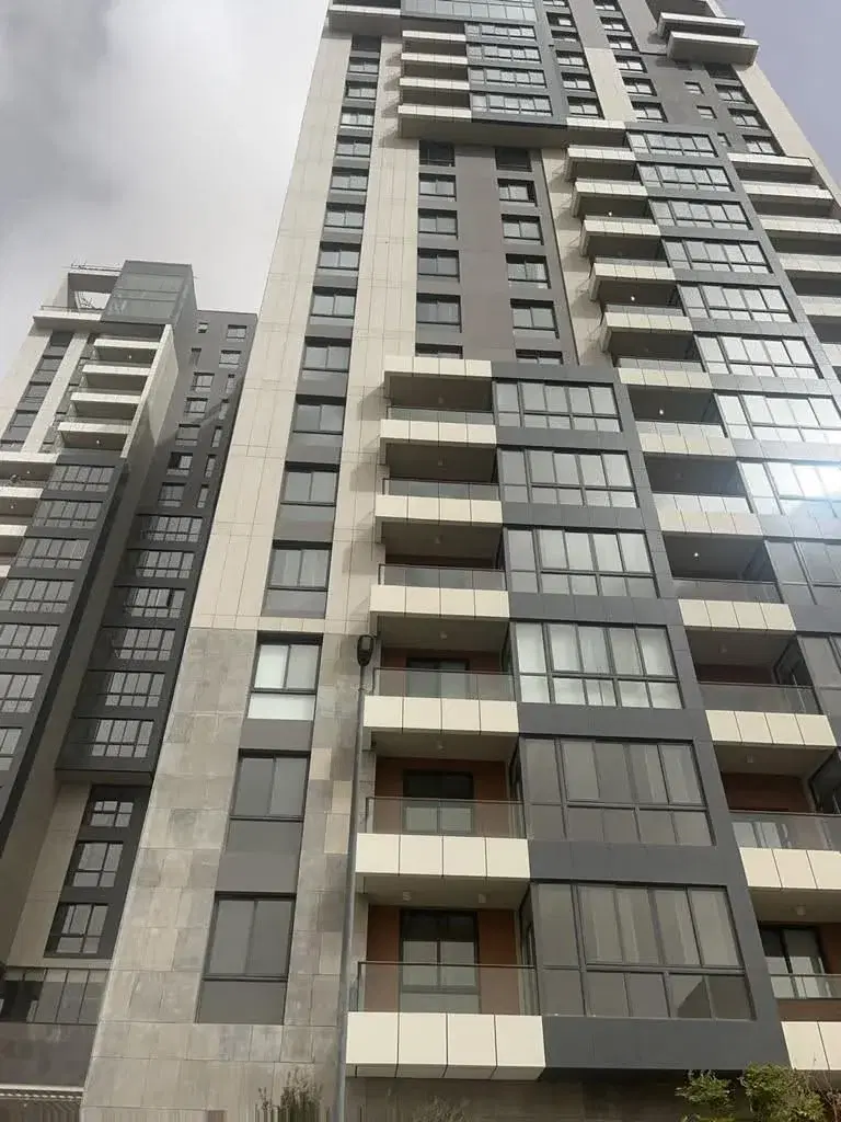 4‑Bedroom Apartment for Sale in AEON Towers, 6th of October – 379 m²