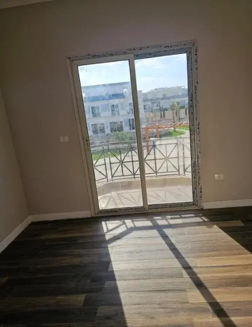 Townhouse for sale in Mountain View 4 October Park 210 sqm