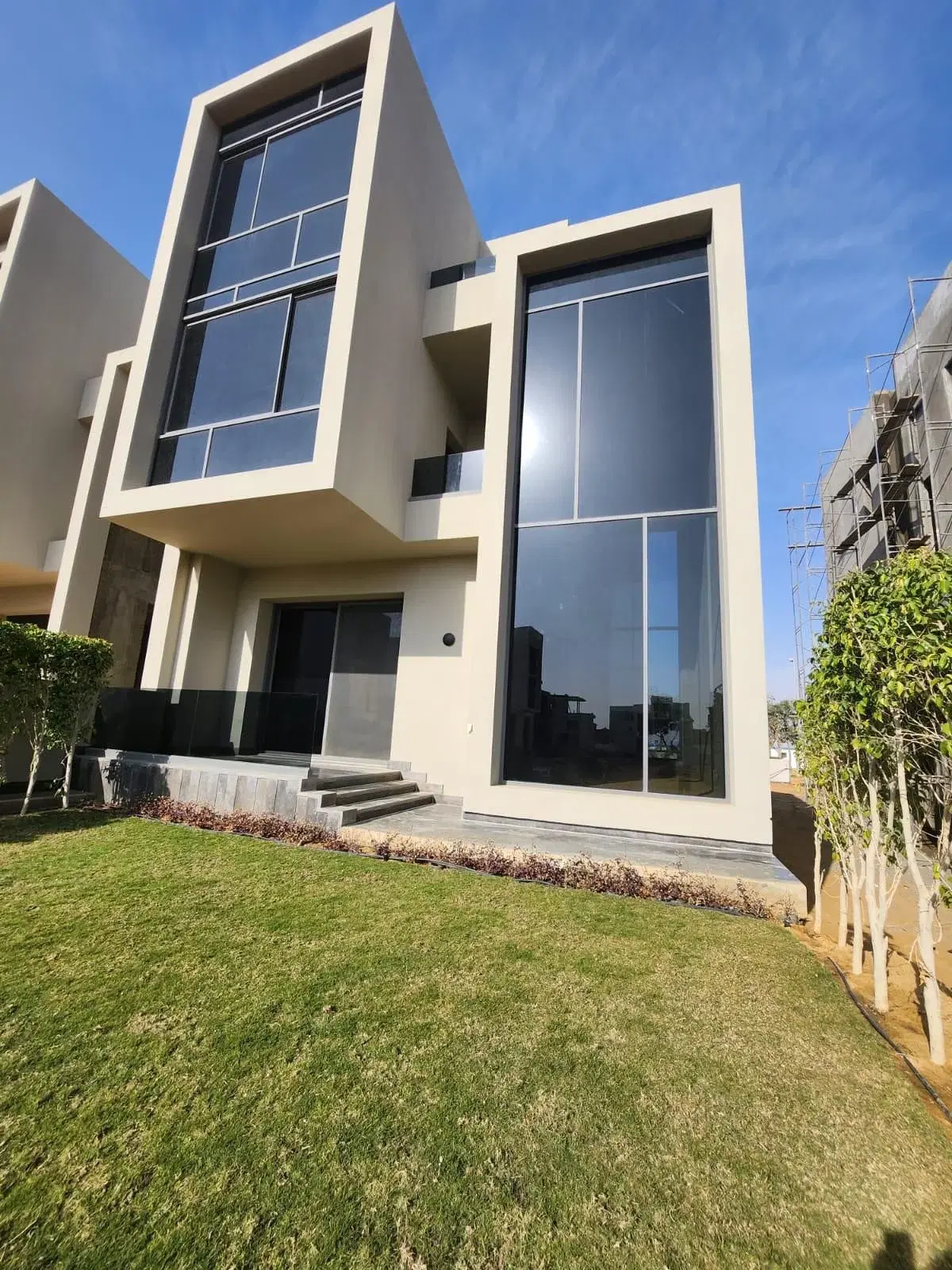 Twinhouse for Sale in The Waterway Villas, North Investors - 349 sqm