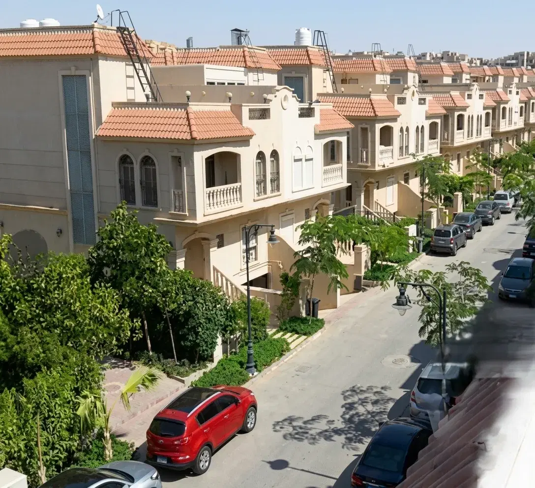 Twinhouse for sale in Villino New Cairo, 311 sqm