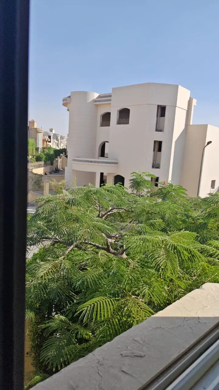 Twinhouse for sale in Golden Heights New Cairo 400 sqm
