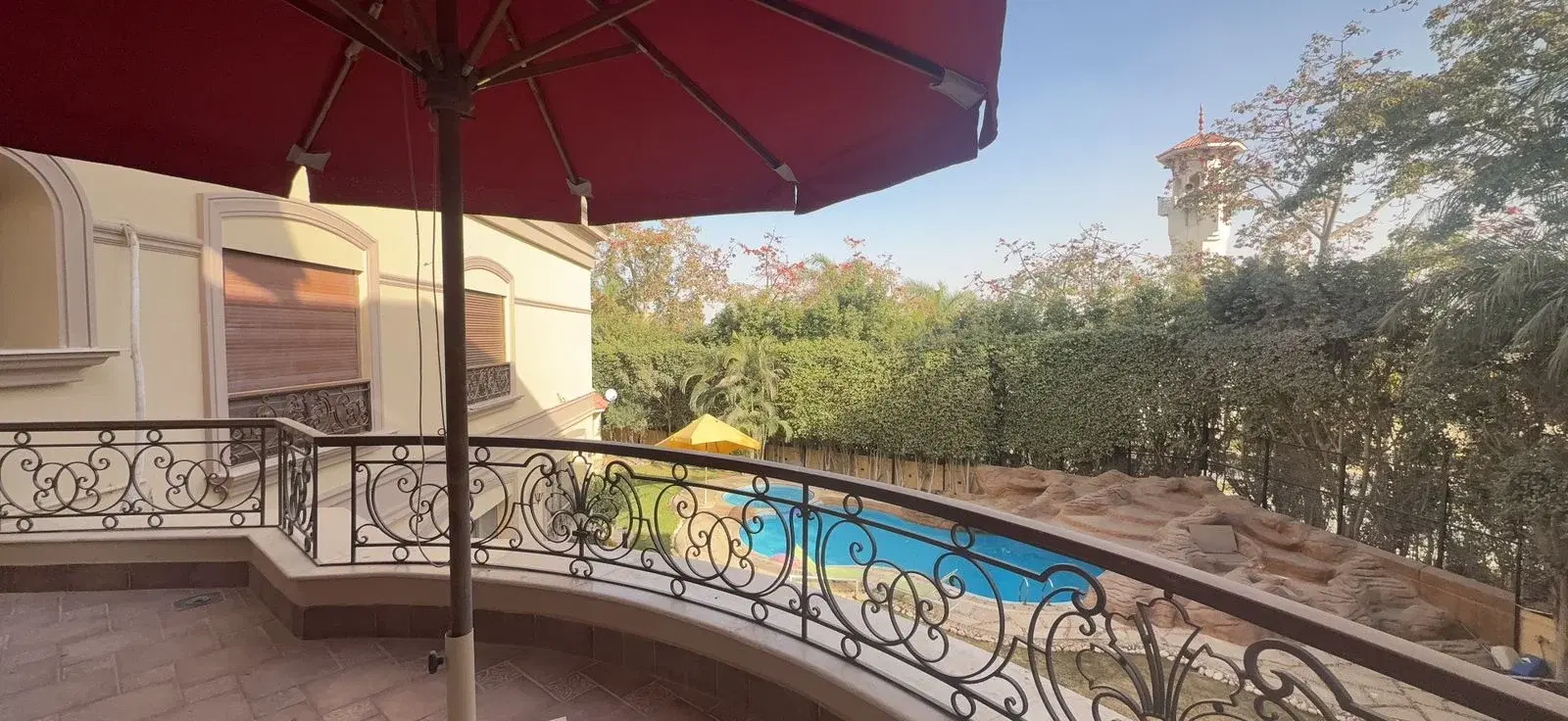 فيلا للبيع في Royal Hills بمدينة 6 أكتوبر - 2450 متر