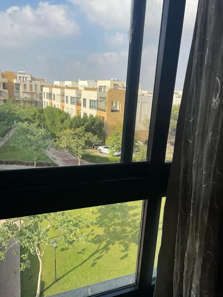 دوبلكس للبيع في بيفرلي هيلز الشيخ زايد 255 متر