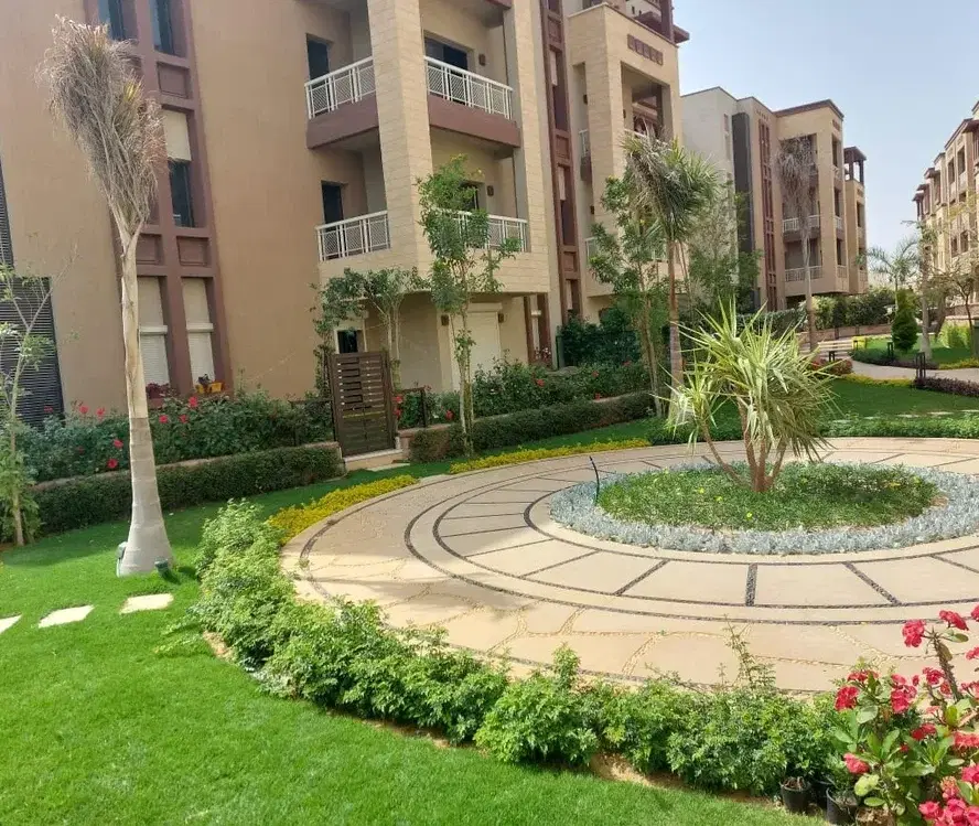210 sqm Penthouse for sale in Green 5 Mabany Edris 6 October