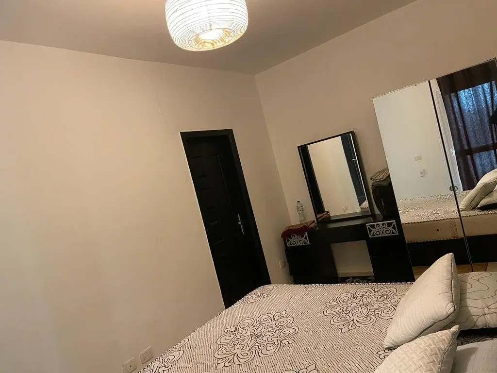 شاليه مفروش للبيع في أروما، العين السخنة — 2 غرف مع إمكانية الوصول للمسبح