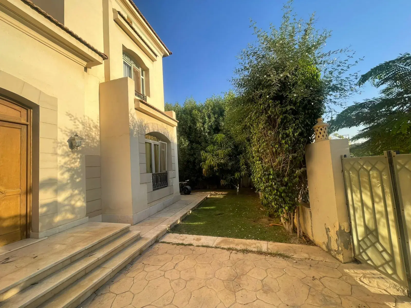 فيلا للبيع في Gardenia Park 2 بمساحة 415 متر
